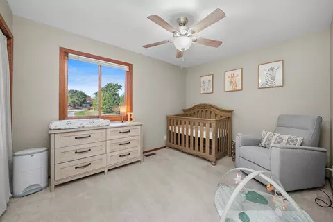 Bedroom - 4902 Hickory Way, Johnsburg, IL 60051 photo 1 of 4