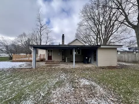 201 N Chicago St, Sidell, IL 61876 photo 28