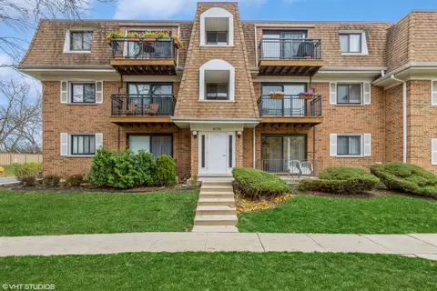 4134 Cove Ln #F, Glenview, IL 60025