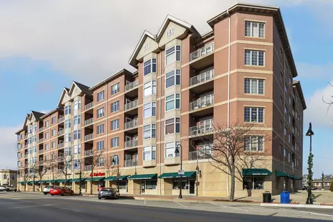 9670 Franklin Ave #504, Franklin Park, IL 60131