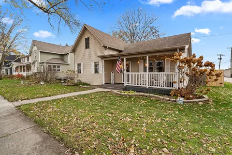 148 N Prairie Ave, Bradley, IL 60915