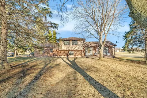 16121 S Farmingdale Dr, Plainfield, IL 60586