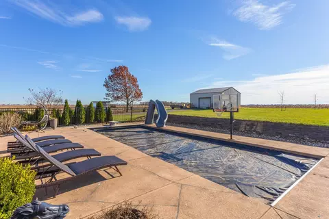 907 E Ziebarth Rd, Normal, IL 61761 photo 45