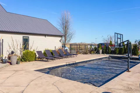907 E Ziebarth Rd, Normal, IL 61761 photo 43