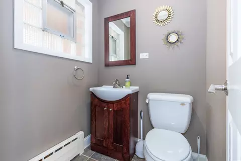 Bath - 26938 Sylvan Ln, Monee, IL 60449 photo 3 of 3
