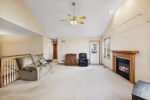 1364 Trailside Dr, Beecher, IL 60401 photo 4
