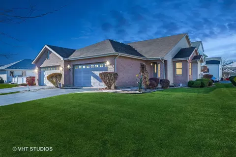 1364 Trailside Dr, Beecher, IL 60401 photo 2