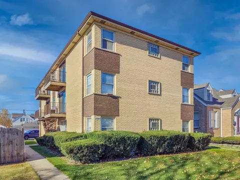 2708 N 72nd Ct #2W, Elmwood Park, IL 60707