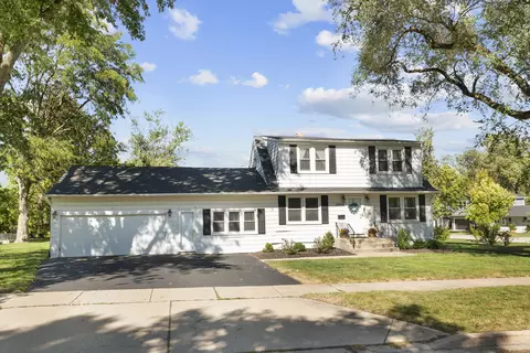 1058 E 50th St, La Grange, IL 60525
