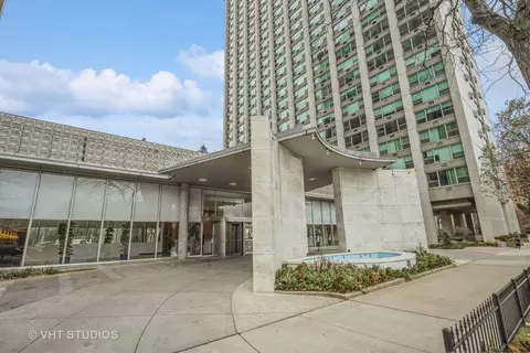 3600 N Lake Shore Dr #1222, Chicago, IL 60613
