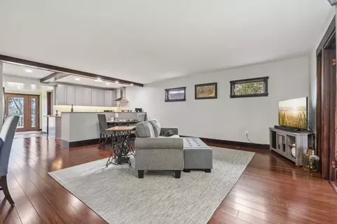 Living - 635 N Harrison Ave, Aurora, IL 60506 photo 1 of 4