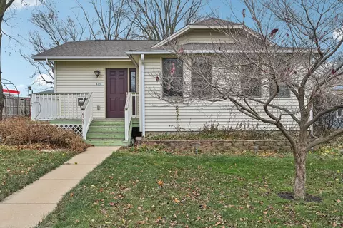 Other - 635 N Harrison Ave, Aurora, IL 60506 photo 2 of 10