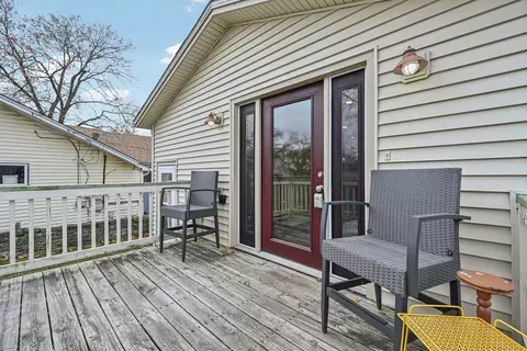 Exterior - 635 N Harrison Ave, Aurora, IL 60506 photo 1 of 6