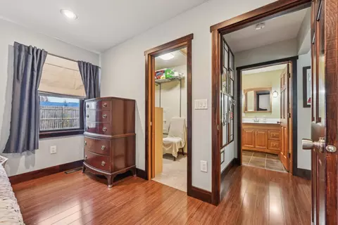 Entry Way - 635 N Harrison Ave, Aurora, IL 60506 photo 7 of 7