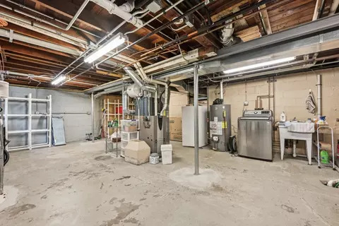 Other - 635 N Harrison Ave, Aurora, IL 60506 photo 8 of 10