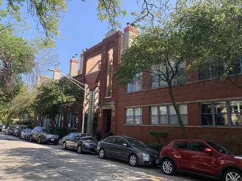 525 N Ada St #16, Chicago, IL 60642