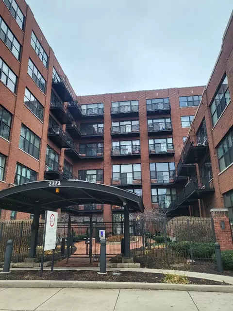 2323 W Pershing Rd #116, Chicago, IL 60609