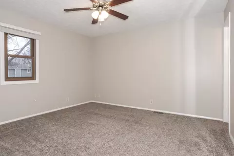 1112 Liberty Rd, Normal, IL 61761 photo 18