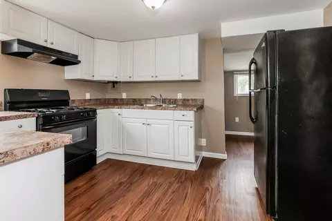 608 N Harrison Ave, Aurora, IL 60506 photo 8