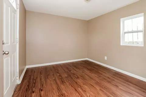 608 N Harrison Ave, Aurora, IL 60506 photo 6