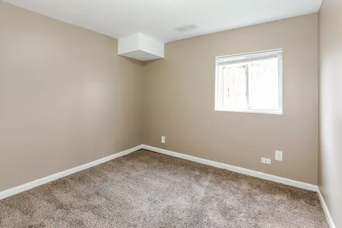 608 N Harrison Ave, Aurora, IL 60506 photo 12