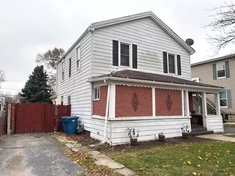 721 E Douglas St, Morris, IL 60450 photo 3
