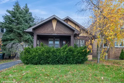 18228 Burnham Ave, Lansing, IL 60438