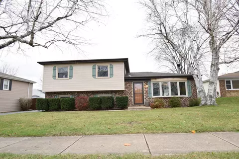 1712 Patricia Ln, Saint Charles, IL 60174