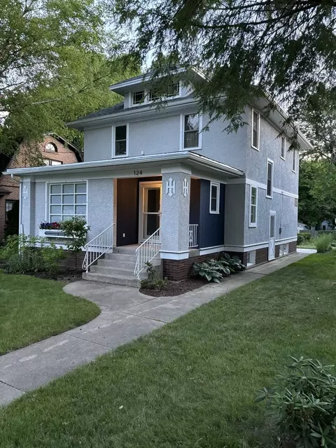 124 Paris Ave, Rockford, IL 61107