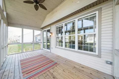 2777 Cascade Falls Cir, Elgin, IL 60124 photo 27