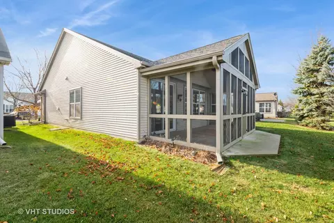 2777 Cascade Falls Cir, Elgin, IL 60124 photo 29