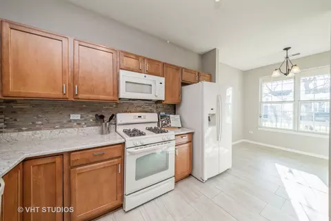 2777 Cascade Falls Cir, Elgin, IL 60124 photo 12