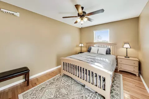 Bedroom - 79 Stable Way, Lindenhurst, IL 60046 photo 2 of 3