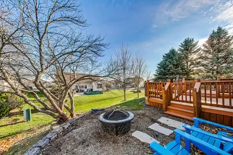 Exterior - 79 Stable Way, Lindenhurst, IL 60046 photo 10 of 10