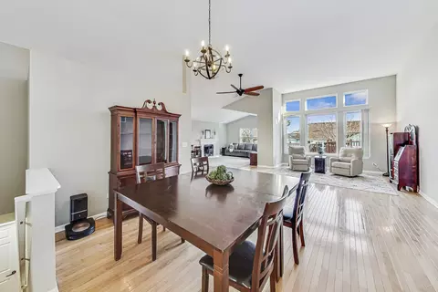 Dining - 79 Stable Way, Lindenhurst, IL 60046 photo 2 of 3