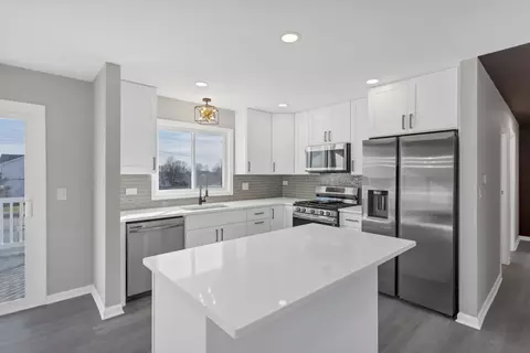 391 Nantucket Ct, Bartlett, IL 60103 photo 5