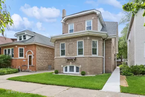 4624 N Kenton Ave, Chicago, IL 60630