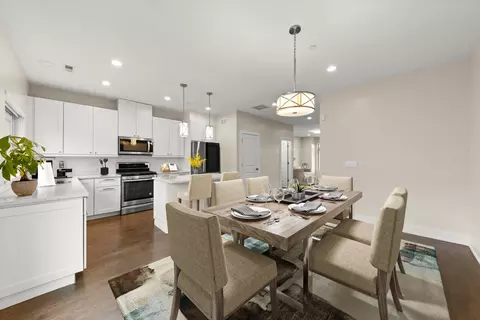 Dining - 33 Forest Ave, River Forest, IL 60305 photo 3 of 3