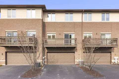 Exterior - 33 Forest Ave, River Forest, IL 60305 photo 4 of 5