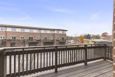 Exterior - 33 Forest Ave, River Forest, IL 60305 photo 2 of 5