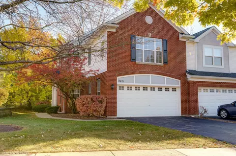 2621 Pond View Dr, Algonquin, IL 60102