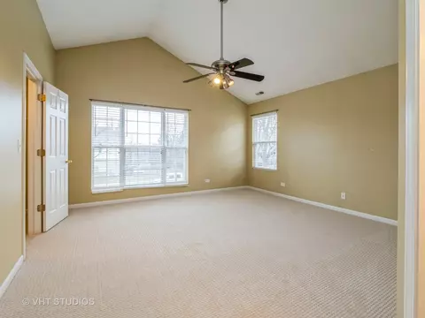 2621 Pond View Dr, Algonquin, IL 60102 photo 11