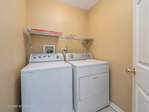 2621 Pond View Dr, Algonquin, IL 60102 photo 8