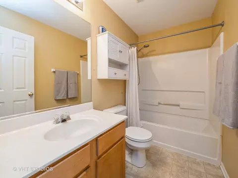2621 Pond View Dr, Algonquin, IL 60102 photo 7