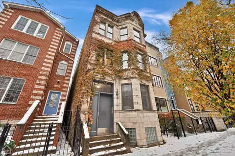 1427 N Leavitt St #2, Chicago, IL 60622