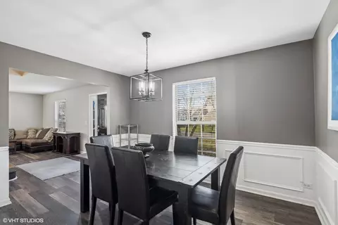Dining - 565 Surrey Ridge Dr, Cary, IL 60013 photo 1 of 2