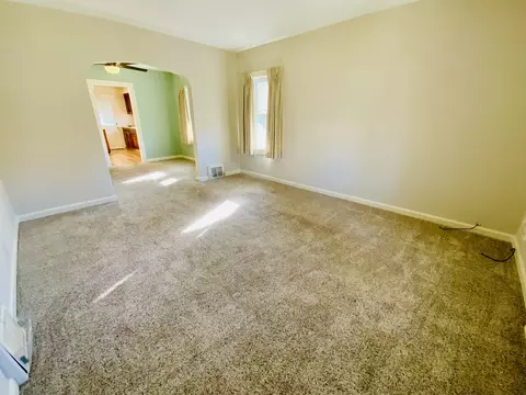 Living - 2128 Fields Pl, Ottawa, IL 61350 photo 1 of 4