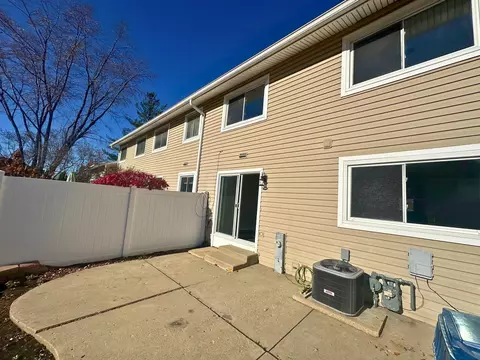 1007 Sandpiper Ct, Bartlett, IL 60103 photo 24