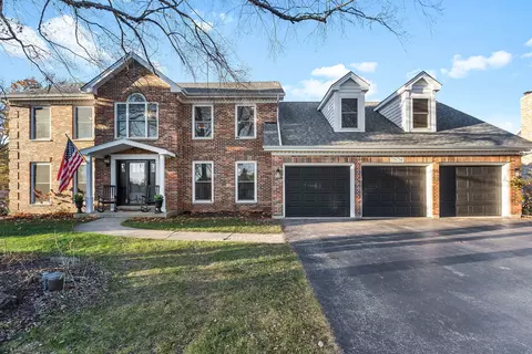7 N714 Fielding Ct, Saint Charles, IL 60175