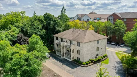 View/Area - 32 E Hattendorf Ave #2B, Roselle, IL 60172 photo 10 of 10